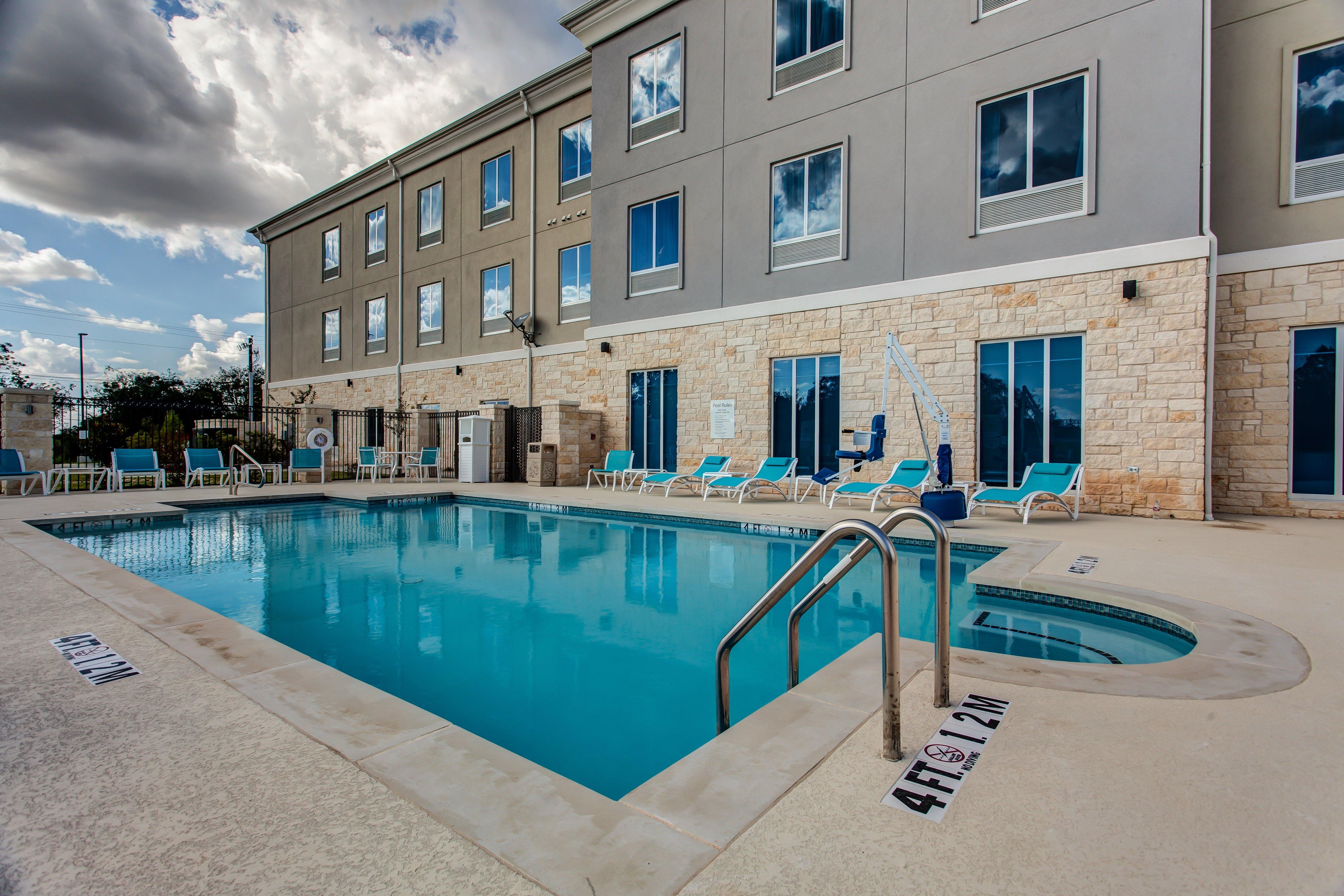 Holiday Inn Express & Suites Gatesville - N. Ft Hood By Ihg Eksteriør billede